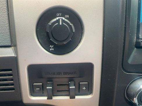Used 2014 Ford F150 XLT w/ Equipment Group 302A Luxury RWD image 35