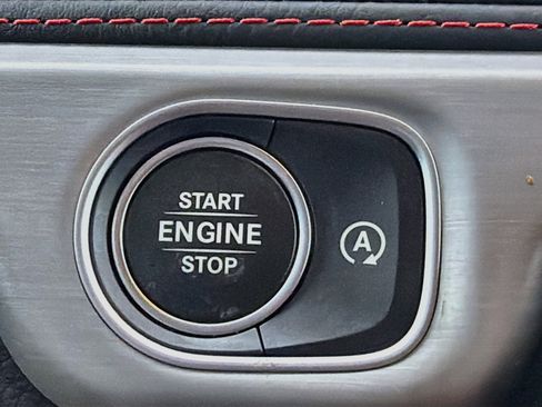 Used 2025 Mercedes-Benz G 550 image 36