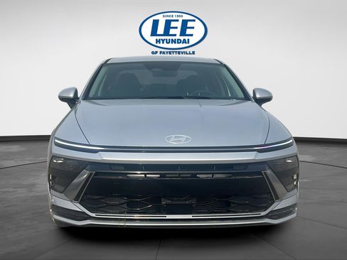 New 2026 Hyundai Sonata SEL FWD image 2