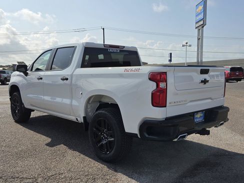 New 2026 Chevrolet Silverado 1500 LT Trail Boss AWD/4WD image 3
