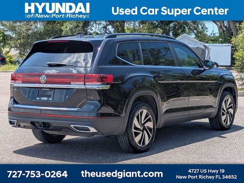 Used 2024 Volkswagen Atlas SE FWD image 5