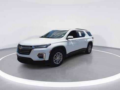Used 2022 Chevrolet Traverse LT FWD image 4