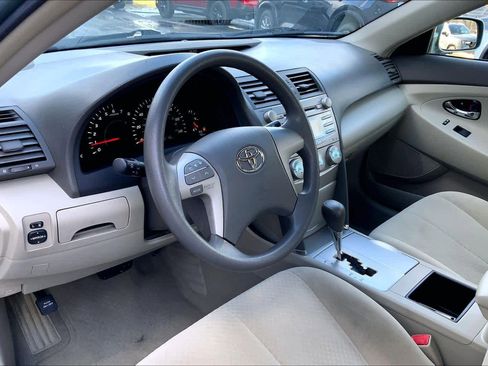 Used 2008 Toyota Camry LE image 18