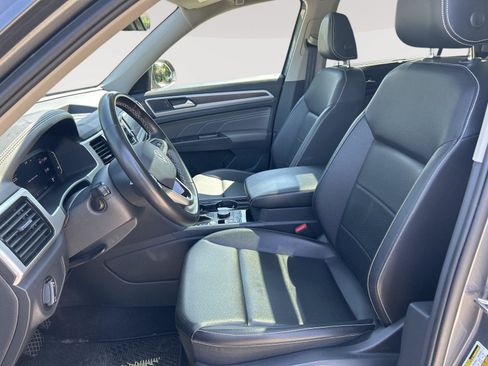 Certified 2023 Volkswagen Atlas SE w/ Panoramic Sunroof Package AWD/4WD image 21