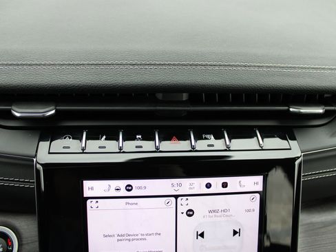 Used 2022 Jeep Grand Cherokee Limited image 31