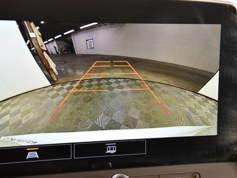 Used 2024 Chevrolet Blazer LT w/ Convenience Package image 28