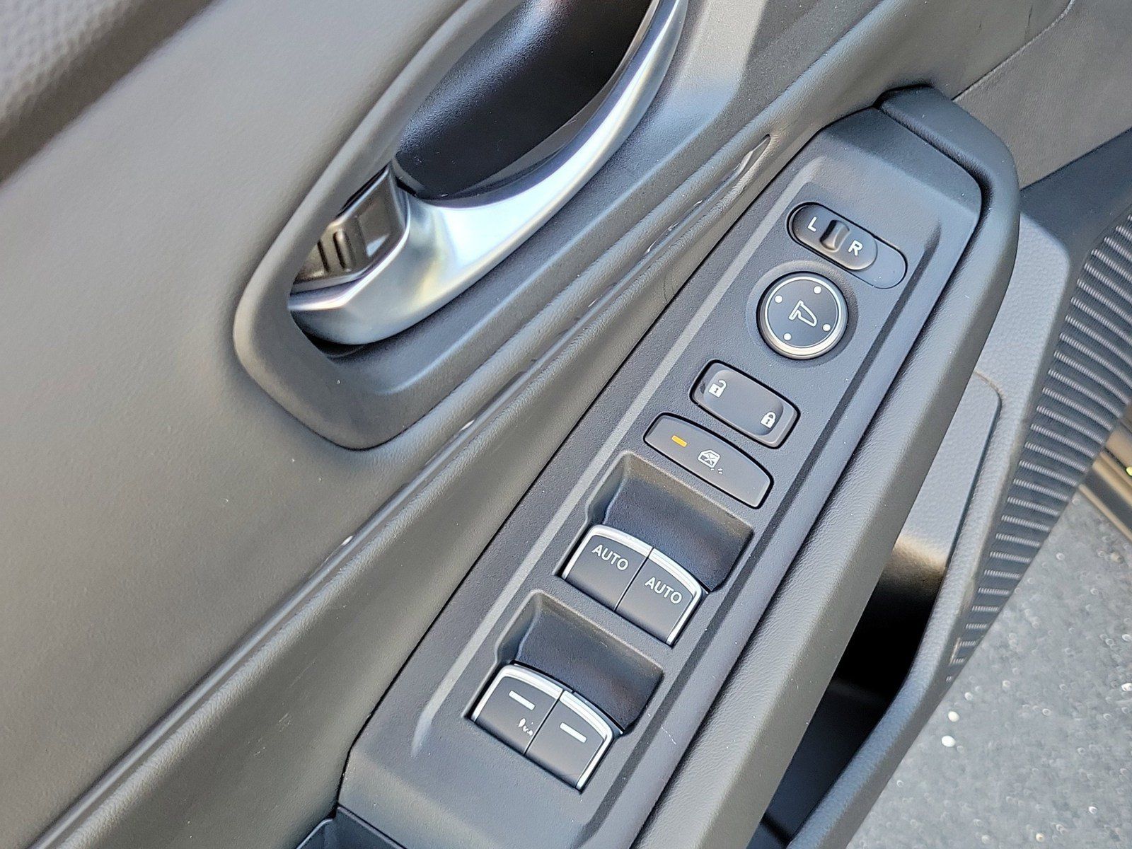 Used 2026 Honda Accord SE image 16