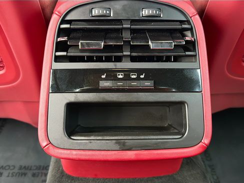 Used 2023 Maserati Quattroporte Modena RWD image 19