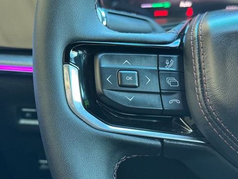 Used 2025 Jeep Wagoneer S Limited image 29