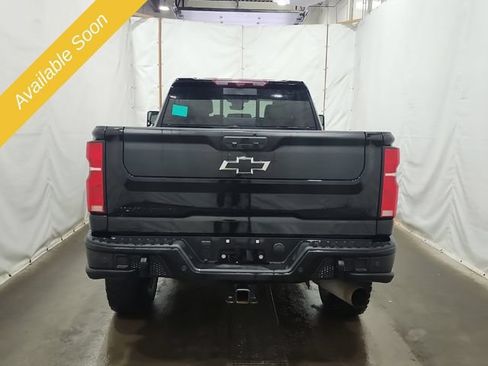 Used 2024 Chevrolet Silverado 2500 ZR2 w/ ZR2 Bison Edition AWD/4WD image 4