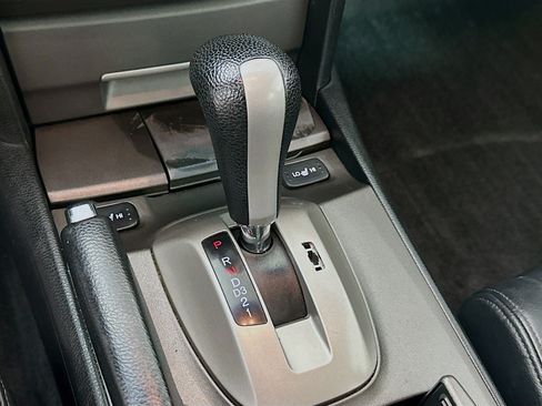 Used 2012 Honda Accord EX-L image 24