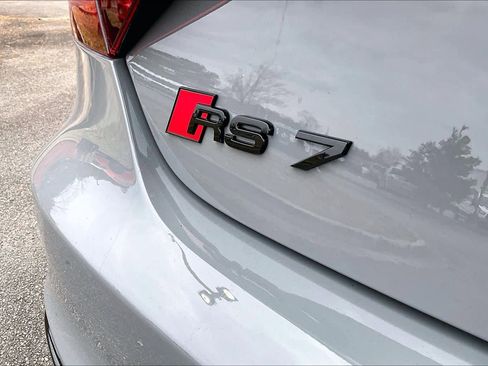 Used 2018 Audi RS 7 Performance w/ Driver Assistance Package image 9