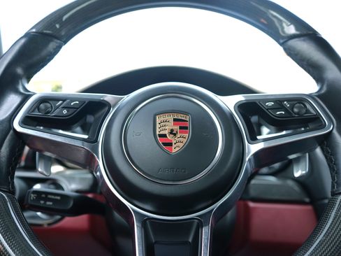 Used 2017 Porsche 911 Carrera RWD image 27