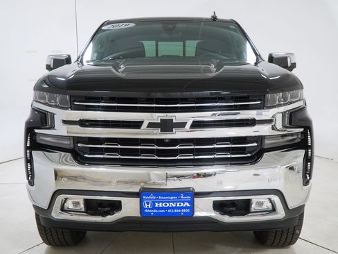 Used 2019 Chevrolet Silverado 1500 LTZ AWD/4WD image 2