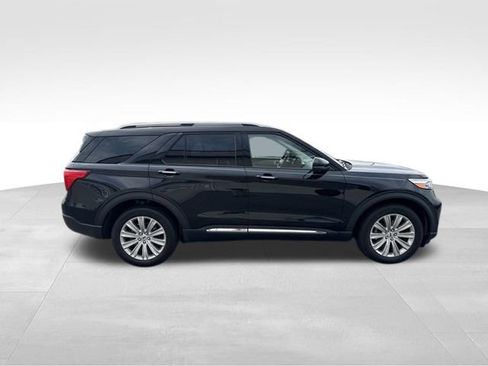 Used 2022 Ford Explorer Limited w/ Equipment Group 301A AWD/4WD image 15