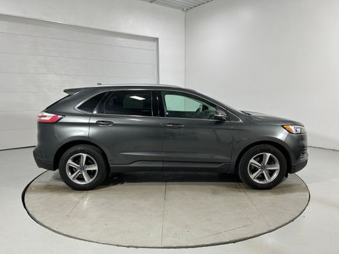 Used 2020 Ford Edge SEL w/ Cold Weather Package AWD/4WD image 34