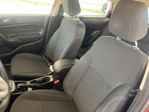 Used 2019 Ford Fiesta SE FWD image 5