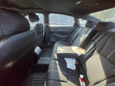 Used 2024 Honda Accord Sport image 10