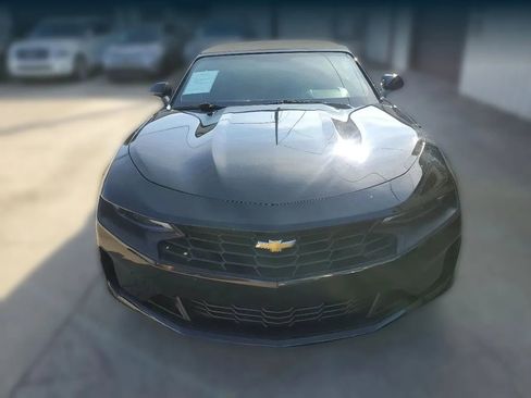 Used 2019 Chevrolet Camaro LT RWD image 12