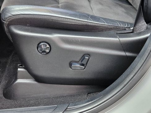 Used 2020 Jeep Grand Cherokee Altitude RWD image 20