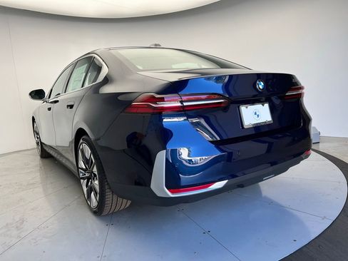 New 2026 BMW 530i 530i w/ Premium Package image 4