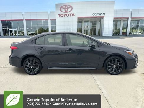 Used 2026 Toyota Corolla SE FWD image 6