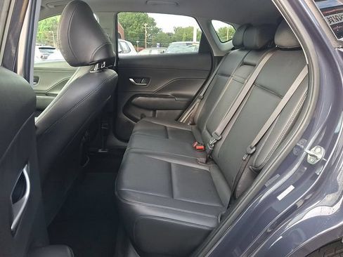 Used 2024 Hyundai Kona Limited FWD image 10
