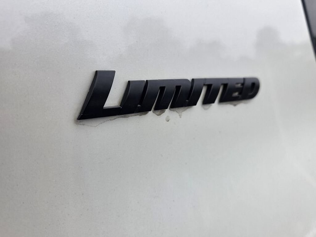 Used 2021 Toyota 4Runner Nightshade AWD/4WD image 11