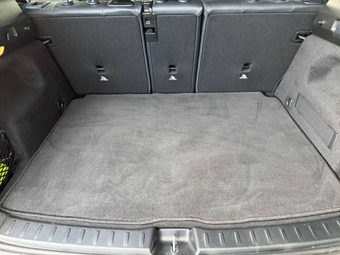 Used 2022 Mercedes-Benz GLA 250 4MATIC image 19