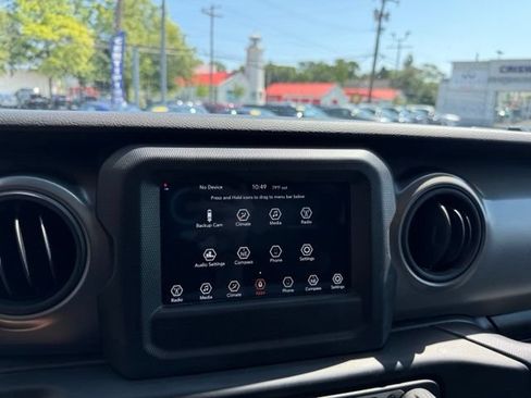 Used 2023 Jeep Wrangler Unlimited Sport AWD/4WD image 35