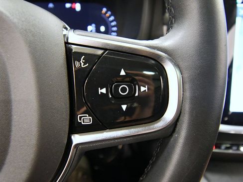 Used 2025 Volvo V60 B5 Cross Country Plus AWD/4WD image 22