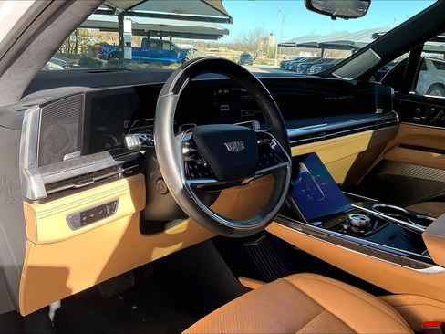 Used 2025 Cadillac Escalade IQ Sport 2 image 16