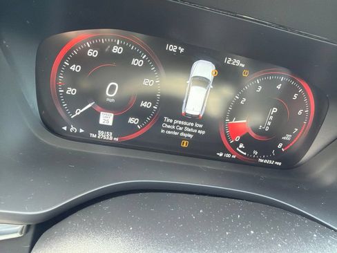 Used 2020 Volvo XC60 T5 R-Design w/ Protection Package Premier FWD image 7