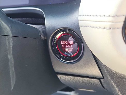 Used 2024 Honda HR-V EX-L image 21