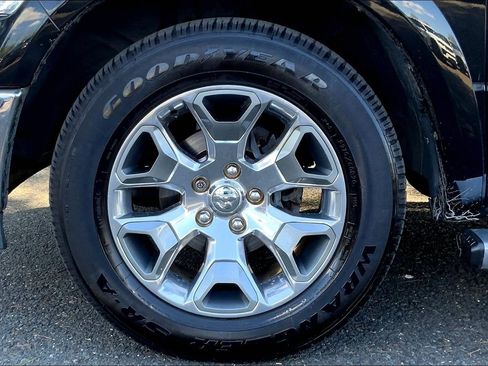 Used 2017 RAM 1500 Limited AWD/4WD image 8
