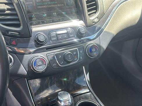 Used 2014 Chevrolet Impala LTZ FWD image 20