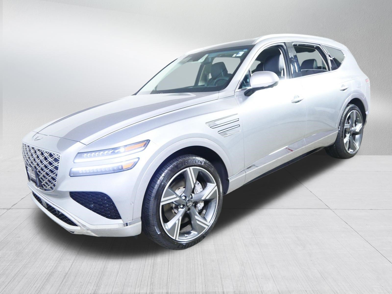 Certified 2025 Genesis GV80 3.5T Prestige AWD/4WD image 3