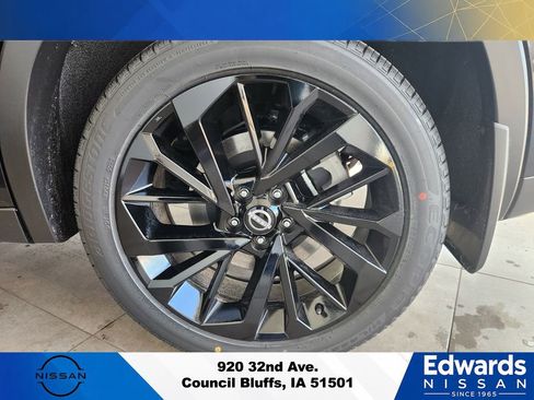 New 2026 Nissan Rogue SL AWD/4WD image 7