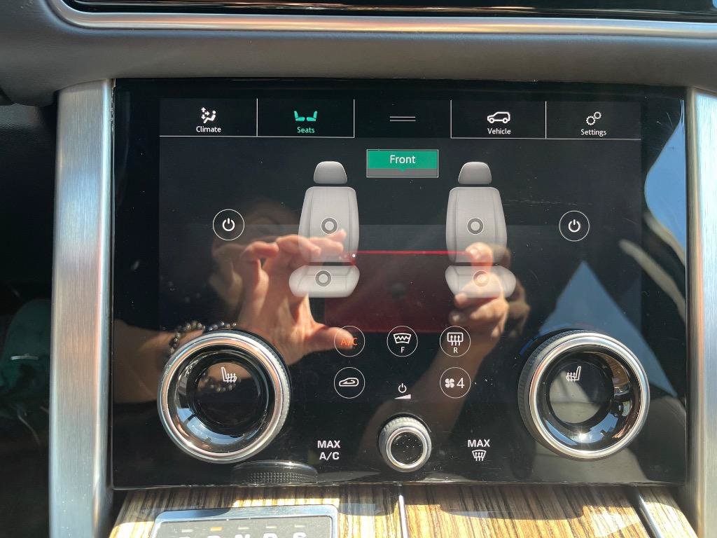 Used 2018 Land Rover Range Rover Supercharged AWD/4WD image 16