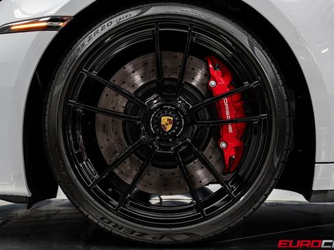 Used 2024 Porsche 911 Carrera GTS w/ Premium Package image 20