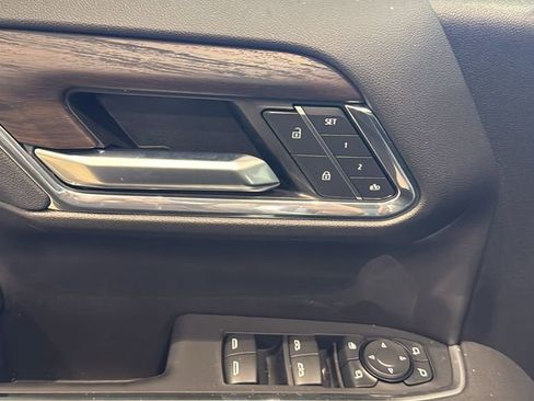 New 2026 GMC Sierra 1500 SLT AWD/4WD image 23