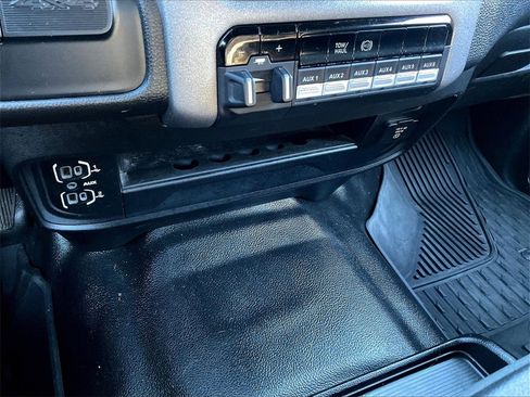 Used 2021 RAM 2500 Tradesman image 31