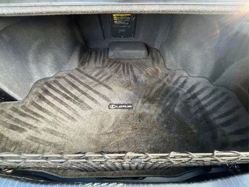 Used 2005 Lexus LS 430 image 26