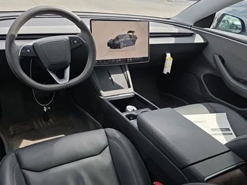Used 2024 Tesla Model 3 Standard Range RWD image 12