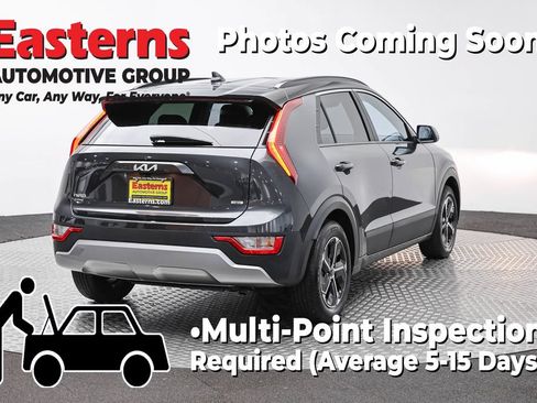 Used 2025 Kia Niro LX FWD image 5