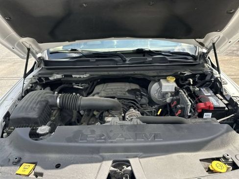 Used 2019 RAM 1500 Big Horn AWD/4WD image 19