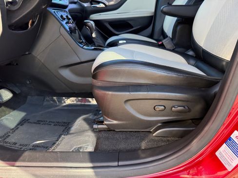 Used 2018 Buick Encore Sport Touring image 20