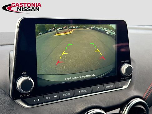 Used 2025 Nissan Sentra SR FWD image 17