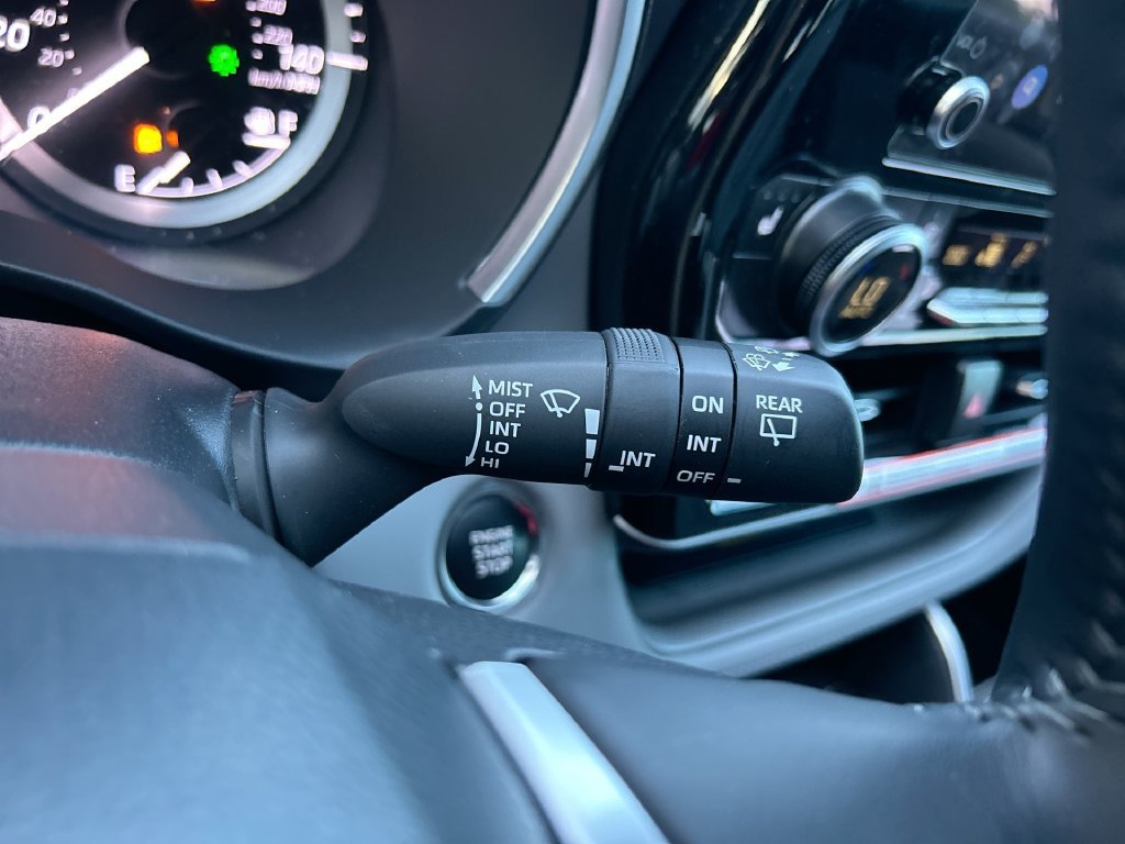 Certified 2025 Toyota Highlander XLE FWD image 20
