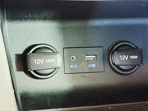 Used 2019 Hyundai Elantra SEL FWD image 20